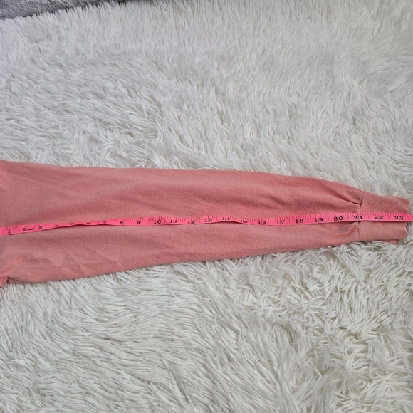 Urban Outfitters Stay Fresh Pink Long Sleeve Oversized Tee Small - Picture 10 of 13